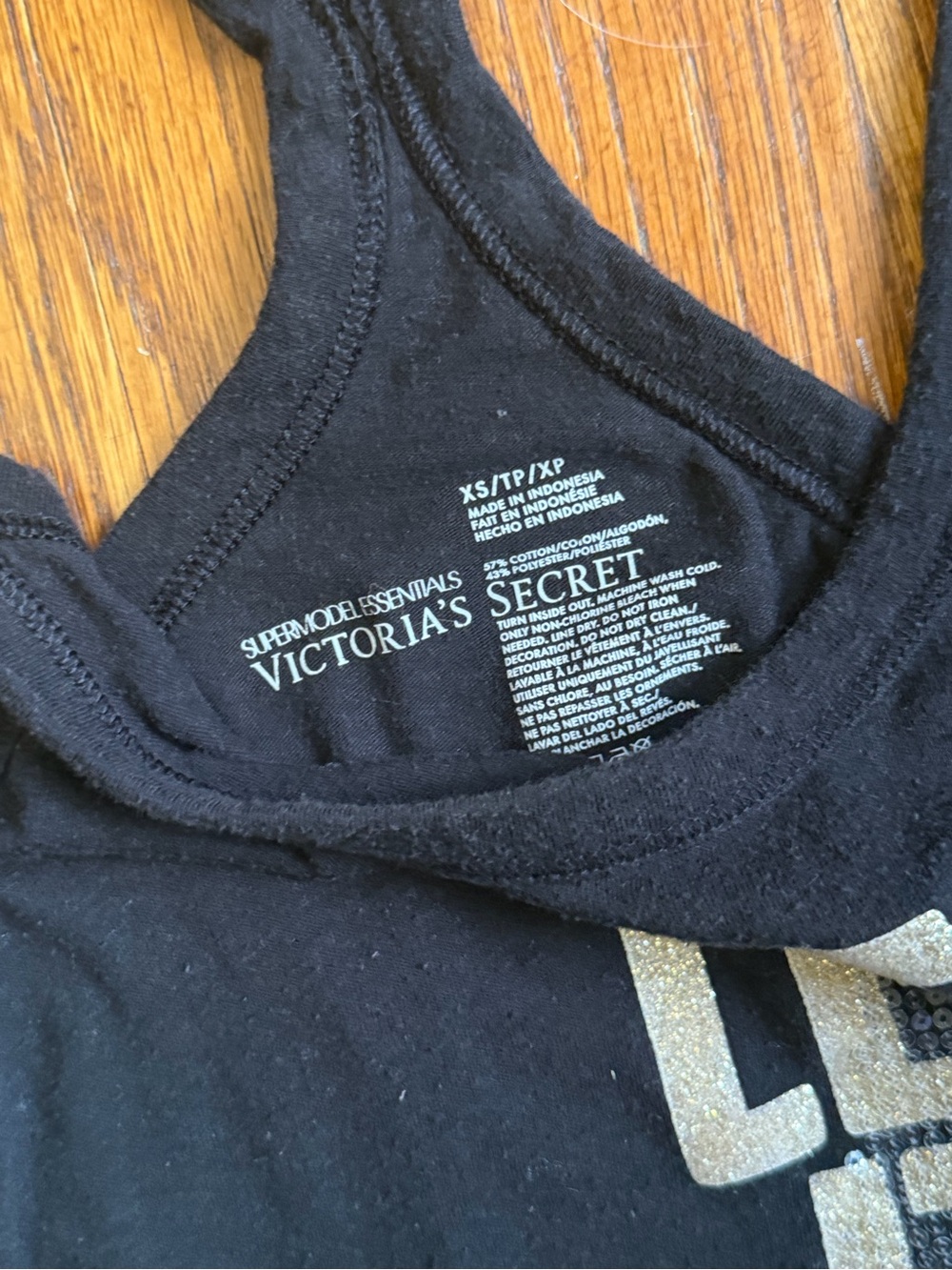 Victoria Secret Bundle - Picture 3 of 3